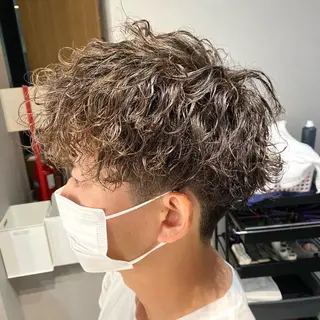 ミディアム パーマ メンズ unopulir 景山 凌のヘアスタイル