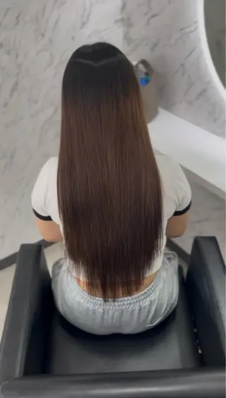 ロング ララモアナ naru.のヘアスタイル