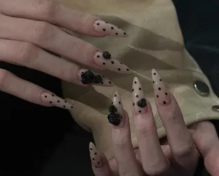 ネイル エリ🫧 nail池袋東口のネイルデザイン