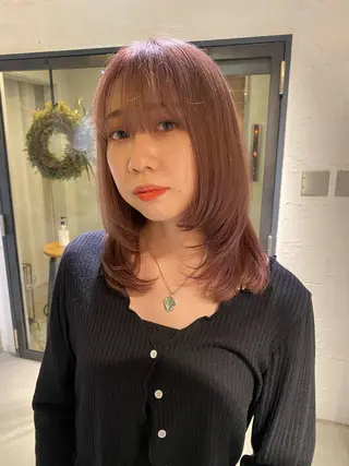 セミロング カラー 聖 来のヘアスタイル
