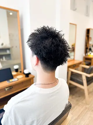 メンズ ブリーチカラー🔥 パーマ【佐々木凌平】のヘアスタイル