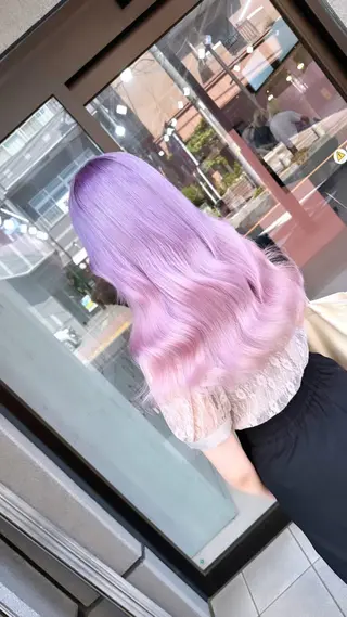 セミロング カラー ブリーチ特化🌈 MANATOのヘアスタイル