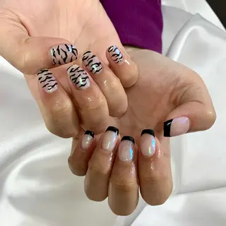 ネイル new me"のネイルデザイン