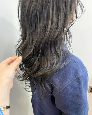 セミロング 名倉 伽奈のヘアスタイル
