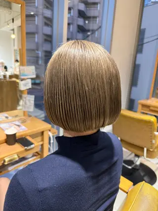 ショート カラー 鈴木弥月/大人ボブ× 透明感カラーのヘアスタイル