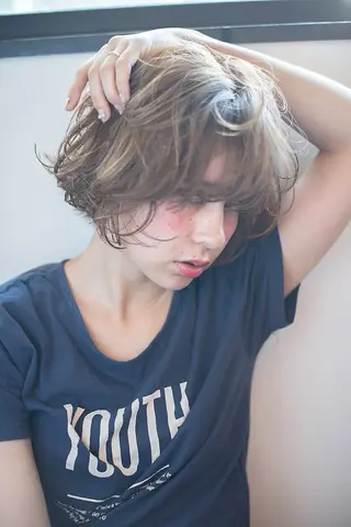 ショート パーマ ホリウチ リオのヘアスタイル