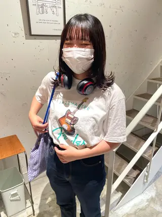 ミディアム 豊田 真夕のヘアスタイル