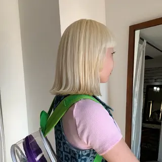 ミディアム カラー 的場 莉音のヘアスタイル