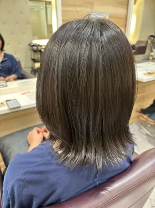 ミディアム 長岡 明音のヘアスタイル