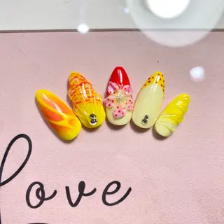 ネイル Yuki Nailのネイルデザイン