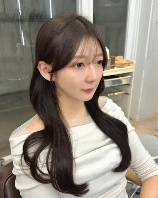 ロング 🧡くびれヘア/前髪 顔周り🧡久原結衣のヘアスタイル