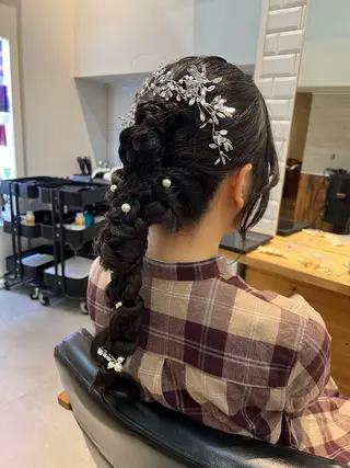 ヘアアレンジ MATSU 🌟個性派カラーのヘアスタイル
