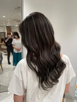 ミディアム カラー ヘアアレンジ 🇰🇷韓国ヘア★ 副店長.쿠리타⭐︎のヘアスタイル