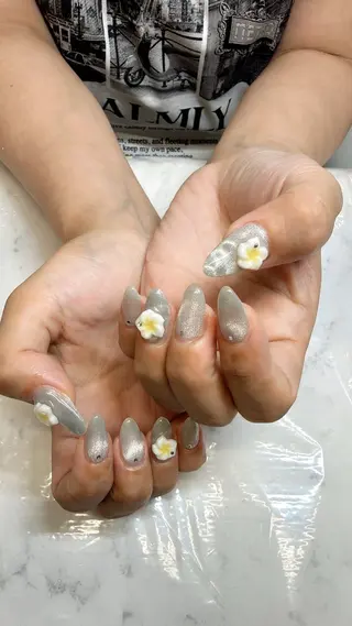 ネイル ✨アン ミユ✨のネイルデザイン
