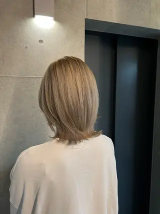 ショート カラー 吉野 瑳桜のヘアスタイル