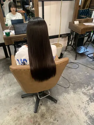 ロング 古川 絵美のヘアスタイル