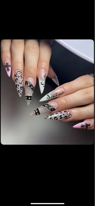 ネイル NiJi Nailsのネイルデザイン
