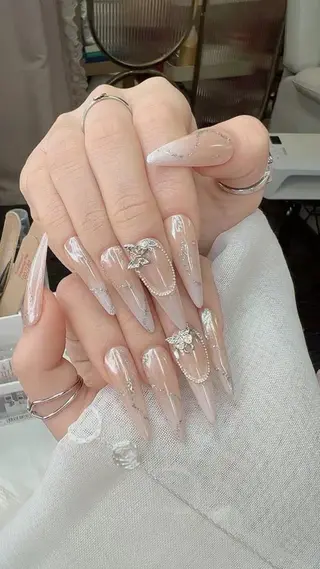 ネイル あ きのネイルデザイン