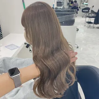 ロング ラベンダー💜 グレージュ🩶のヘアスタイル