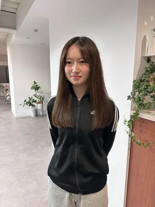 セミロング 山田 花帆のヘアスタイル