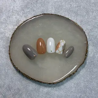 ネイル K はづきのネイルデザイン