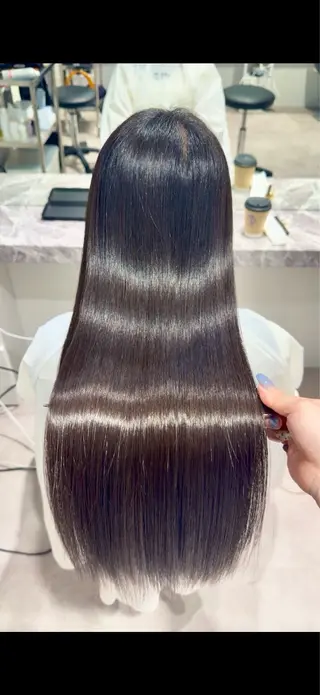 ロング 美髪矯正特化美容師✨ あんりのヘアスタイル
