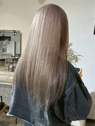 ロング カラー 🦋ナチュラルカラー /ブリーチ🥀恵佑のヘアスタイル