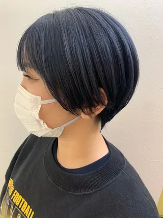 ショート カラー hubhair レイヤー/透明感のヘアスタイル