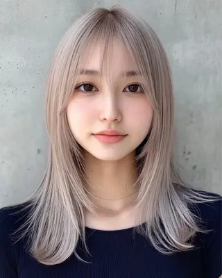 ミディアム カラー 顔まわり× レイヤー/MIUのヘアスタイル