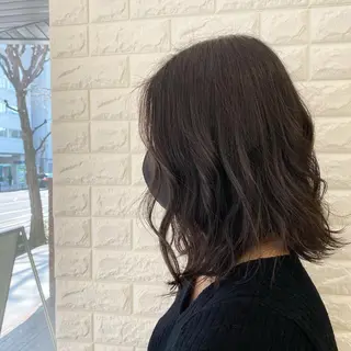 カラー 韓国ヘア レイヤーカットのヘアスタイル
