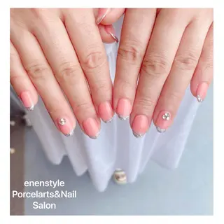 ミディアム ネイル 🐾enen style 🐾のネイルデザイン