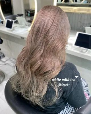 カラー ユナ hearts.店長のヘアスタイル