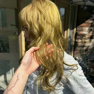 ロング カラー ユメナ ̖́-のヘアスタイル