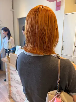 ミディアム カラー 吉原 由菜のヘアスタイル