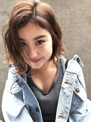 ミディアム カラー 一ノ瀬 暁のヘアスタイル