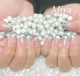 ネイル 🦋 Queenieのネイルデザイン