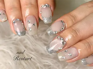 ミディアム Restart YURIのネイルデザイン