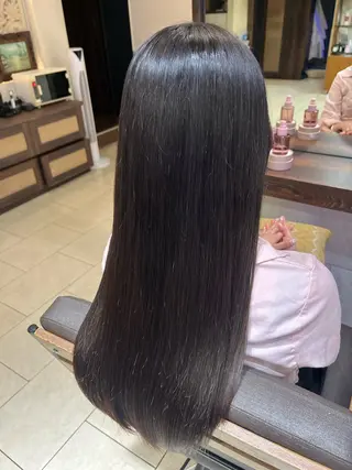 ロング カラー Aina🩶 レディースカット🩶のヘアスタイル