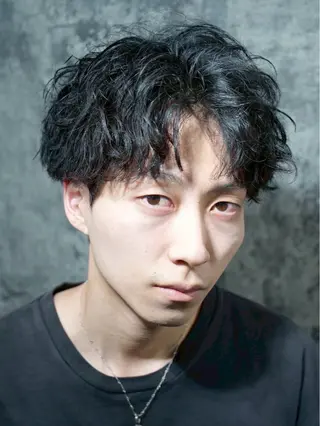 ミディアム パーマ 立脇 啓佑のヘアスタイル