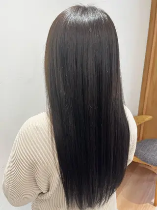 ロング おくだ りお /ハイトーンカラーのヘアスタイル