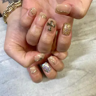 ショート カラー パーマ ヘアアレンジ メンズ キッズ ネイル マツエク・マツパ アイブロウ 今福鶴見ネイル 8(エイト)のネイルデザイン
