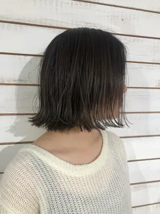 ショート カラー ヘアアレンジ 🦋美髪／エクステ 🦋アベイクミのヘアスタイル