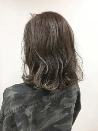 ミディアム カラー Beach 代表 KENTAのヘアスタイル