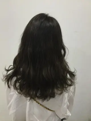 セミロング カラー ヘアアレンジ 脱白髪染め美容師 竹内涼乃のヘアスタイル