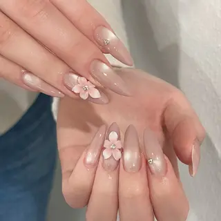 ネイル Ugirl NailSalonのネイルデザイン