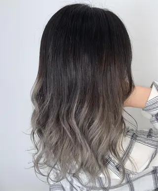 セミロング 山田 絵里菜のヘアスタイル