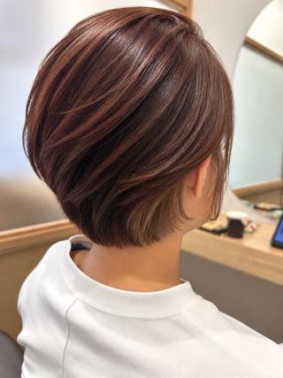 ショート カラー 久木原 ゆりのヘアスタイル
