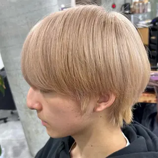 カラー メンズ Aoba 🫧艶ハイトーン🫧のヘアスタイル