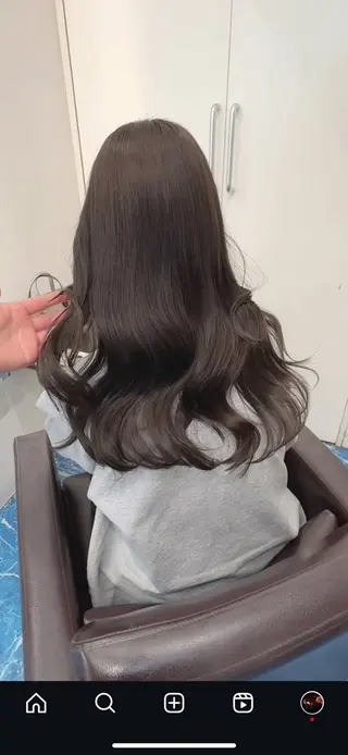 ロング 井上 彩加のヘアスタイル