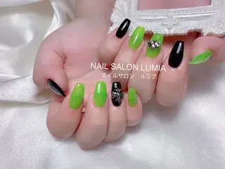ネイル ネイルサロン ルミア Lumia 店長施術のネイルデザイン